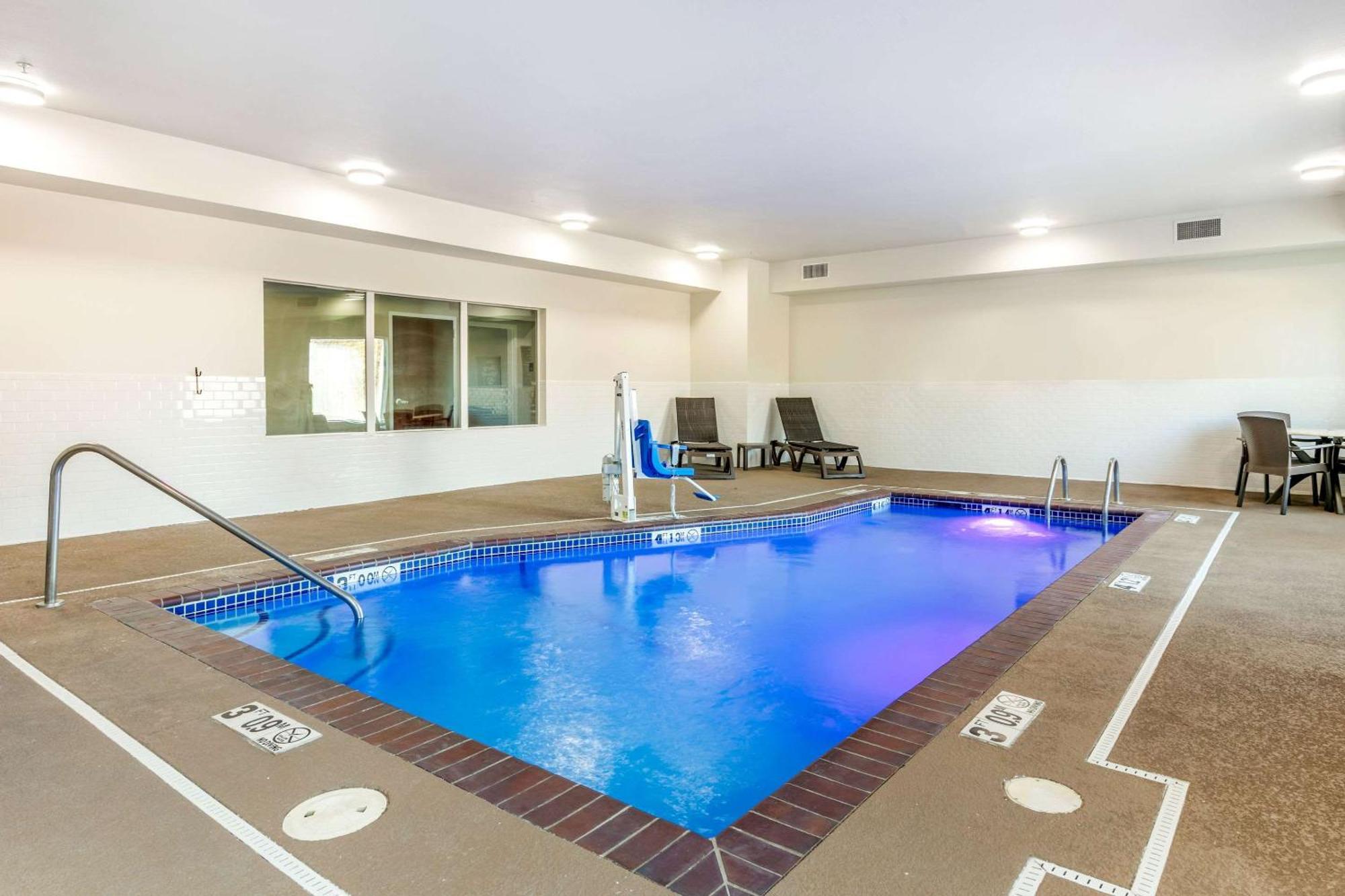 Comfort Inn & Suites Van Buren - Fort Smith Экстерьер фото