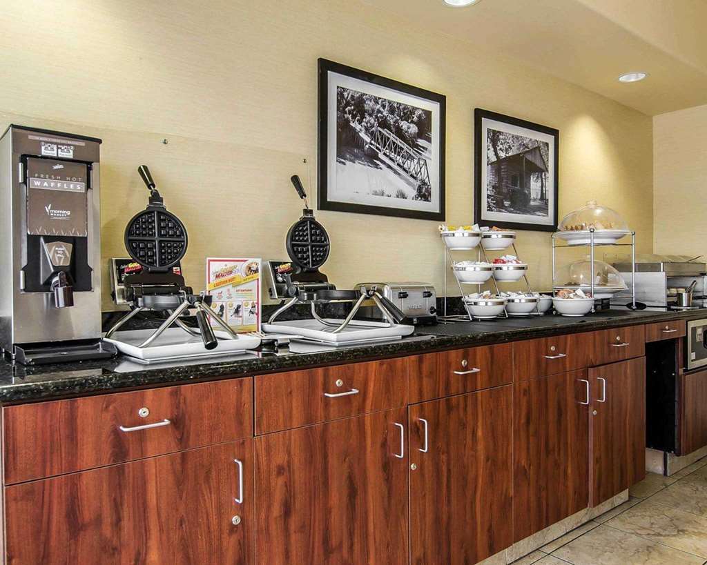 Comfort Inn & Suites Van Buren - Fort Smith Ресторан фото